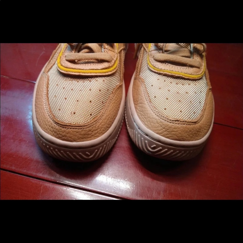 Victoria Beckham Reebok sneakers - Picture 9 of 10